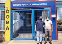 VEREADOR ALAN AUTOMÓVEIS VISITA EMEI PROFESSORA DORA DE ARRUDA MENDES