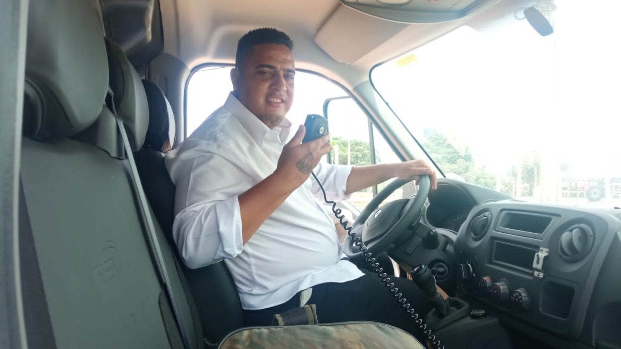 VEREADOR CARLOS ALEXANDRE ‘GORDO DO RESTAURANTE’ CONSEGUE AMBULÂNCIA PARA CATANDUVA