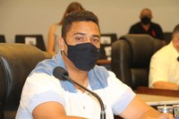 Vereador Carlos Alexandre Gordo solicita grade de proteção em volta a tubulação de escoamento de água