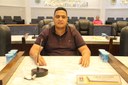 VEREADOR GORDO DO RESTAURANTE SOLICITA INSTALAÇÃO ELÉTRICA NA QUADRA SINTÉTICA DO PACHÁ II