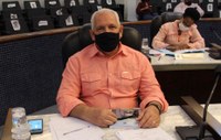 Vereador Marquinhos Ferreira solicita cópias de todos os contratos do gradil da extensão do Rio São Domingos