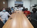 Vereadora Ivânia Soldati recebe skatistas e discute como melhorar a prática da modalidade em Catanduva