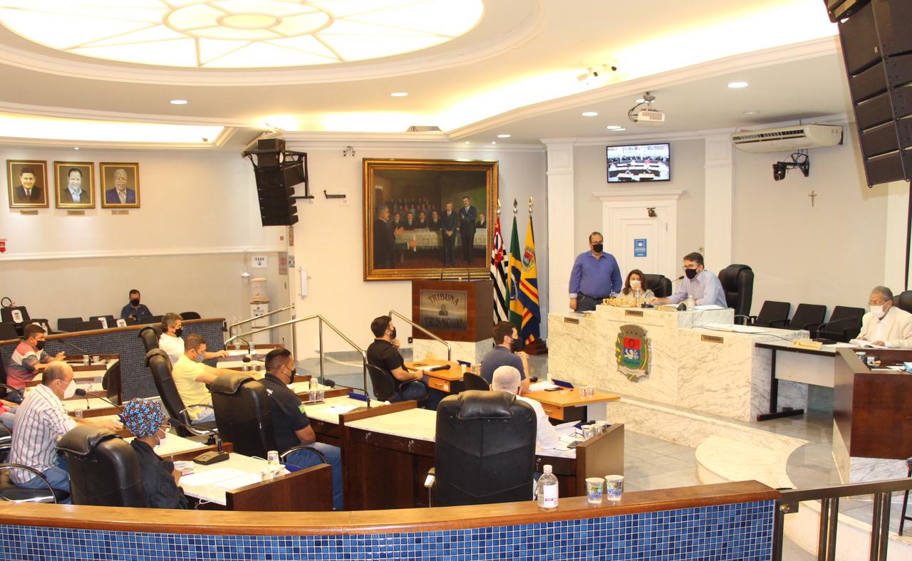 Vereadores aprovam 2 projetos de lei na sessão ordinária desta terça-feira