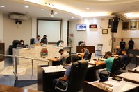 Vereadores aprovam nove projetos em sessão ordinária
