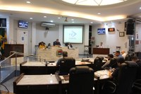 VEREADORES APROVAM SOMENTE UM DOS QUATRO PROJETOS QUE CONSTAVAM NA PAUTA