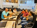 VEREADORES INTEGRANTES DA CEV SE REUNEM E ELABORAM QUESTÕES SOBRE O MAU ATENDIMENTO PRESTADO E A FALTA DE REMÉDIOS NOS POSTOS DE SAÚDE DO MUNICÍPIO