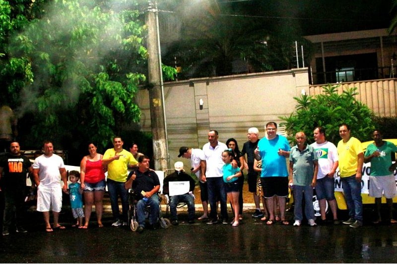 Vereadores participam de manifesto em favor dos Servidores Públicos Municipais
