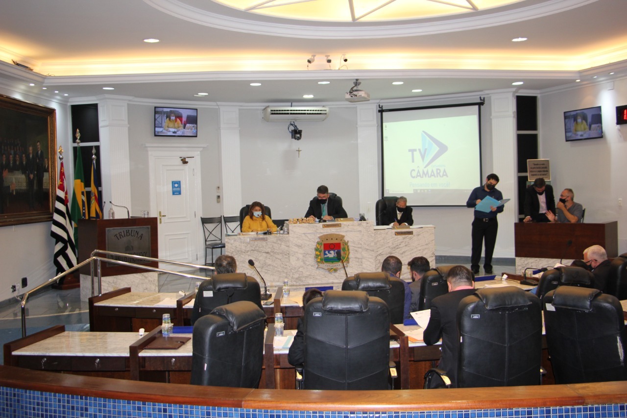 VEREADORES REALIZAM 41ª SESSÃO DO ANO COM 10 PROJETOS NA PAUTA