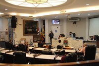 Vereadores realizam sessões, ordinária e extraordinária, e aprovam projeto em regime de urgência