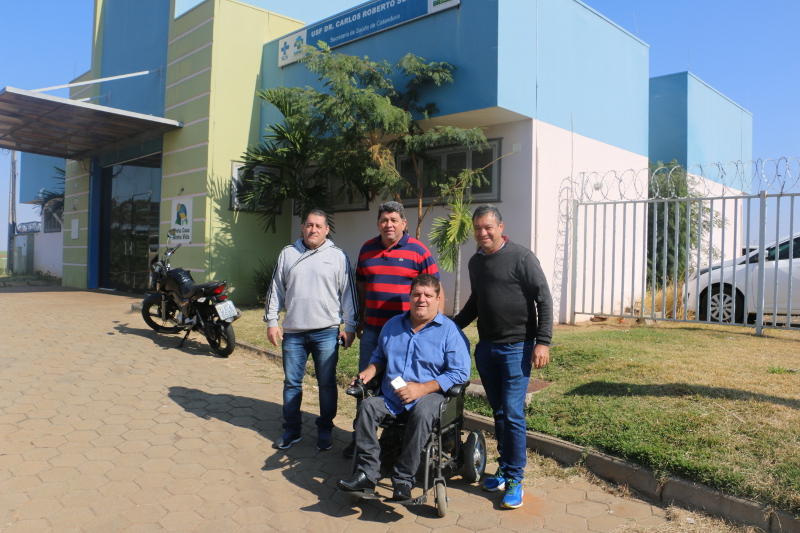 Vereadores visitam USF Dr. Carlos Roberto Surian, no bairro Nova Catanduva