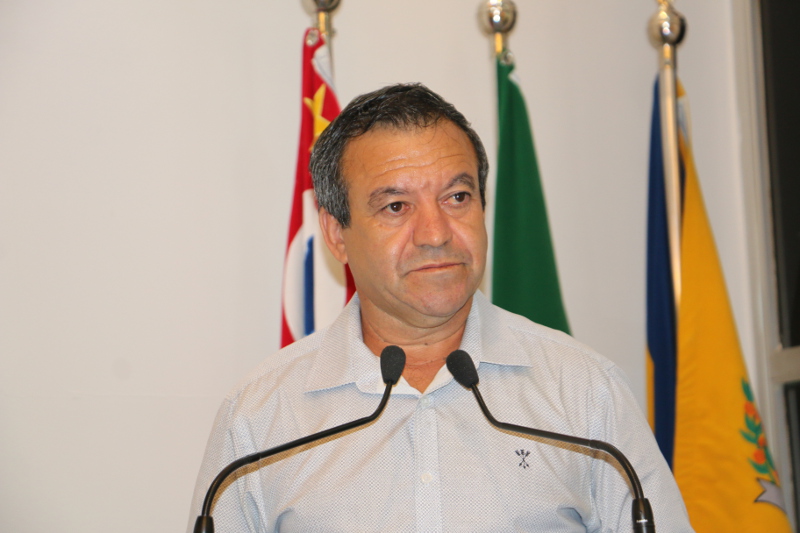 Wilson Paraná elabora Ofício Especial e requerimento solicitando ao Executivo a suspensão da cobrança de água de pessoas carentes e de pessoas jurídicas pelos próximos 90 dias em razão do Coronavírus (COVID-19)