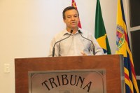 Wilson Paraná pede a volta do funcionamento da feira livre da Vila Celso, mas que seja implantado o sistema drive-thru