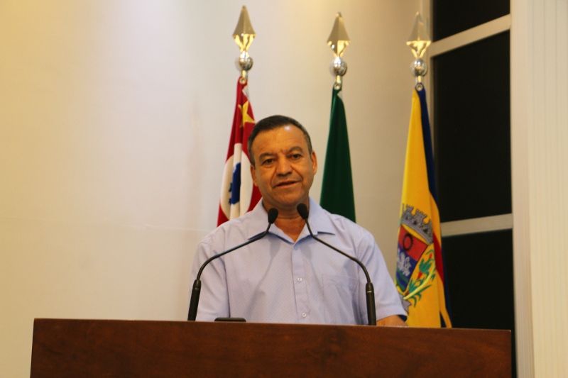 Wilson Paraná solicita ao Executivo que adote medidas para que alunos, que dependem da merenda escolar, recebam a complementação alimentar em suas casas, durante o período que as escolas estiverem fechadas